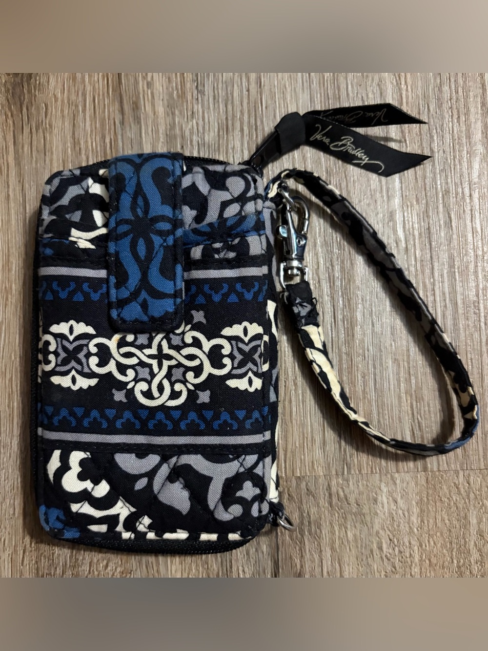 Vera Bradley - Quilted Wristlet Phone Case